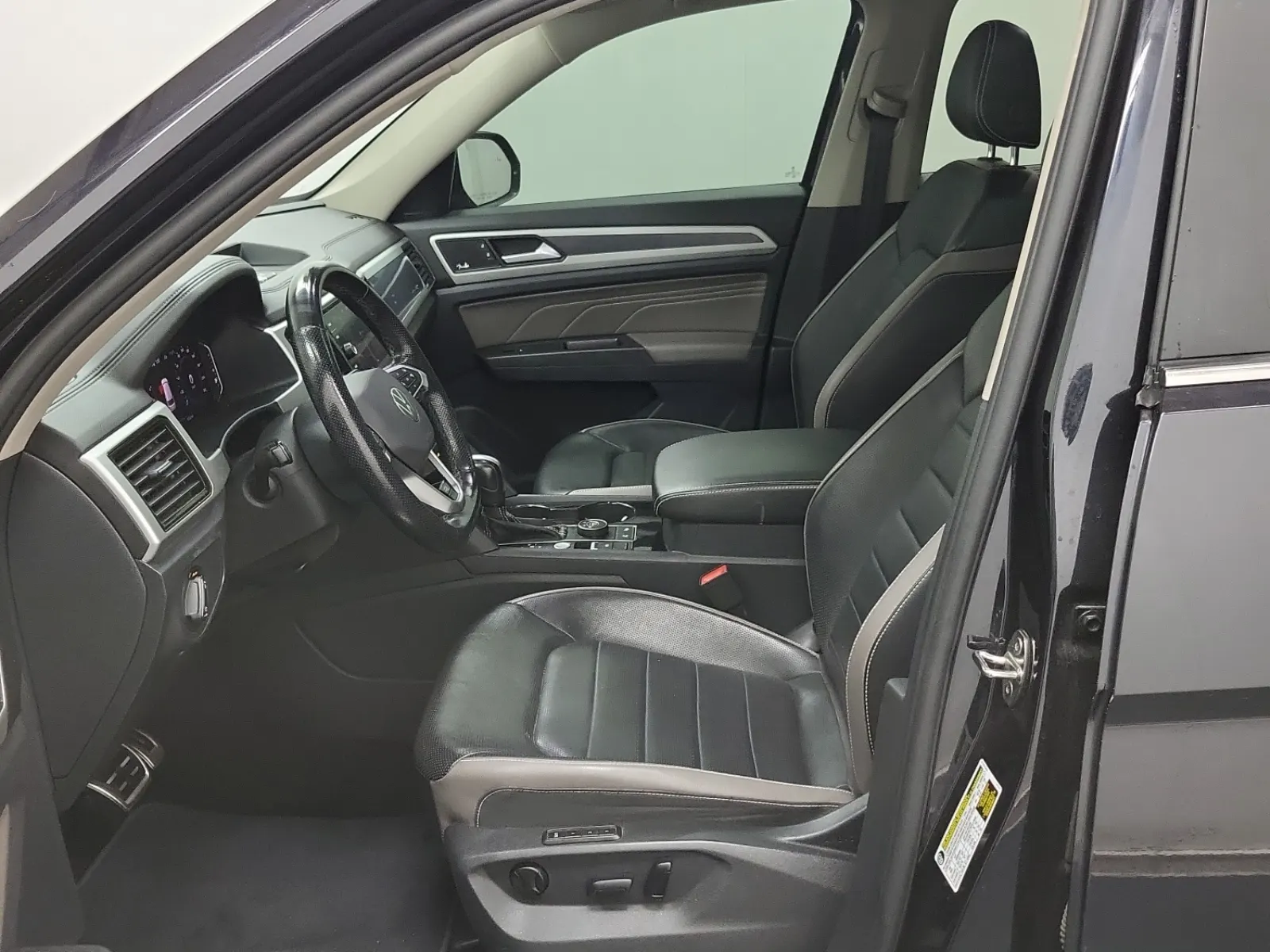 Front Interior Photo