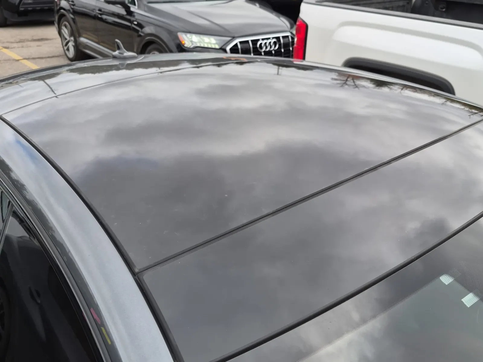 Exterior Roof Photo