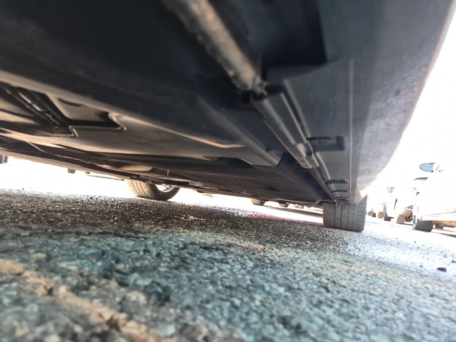 Undercarriage - Passenger Photo