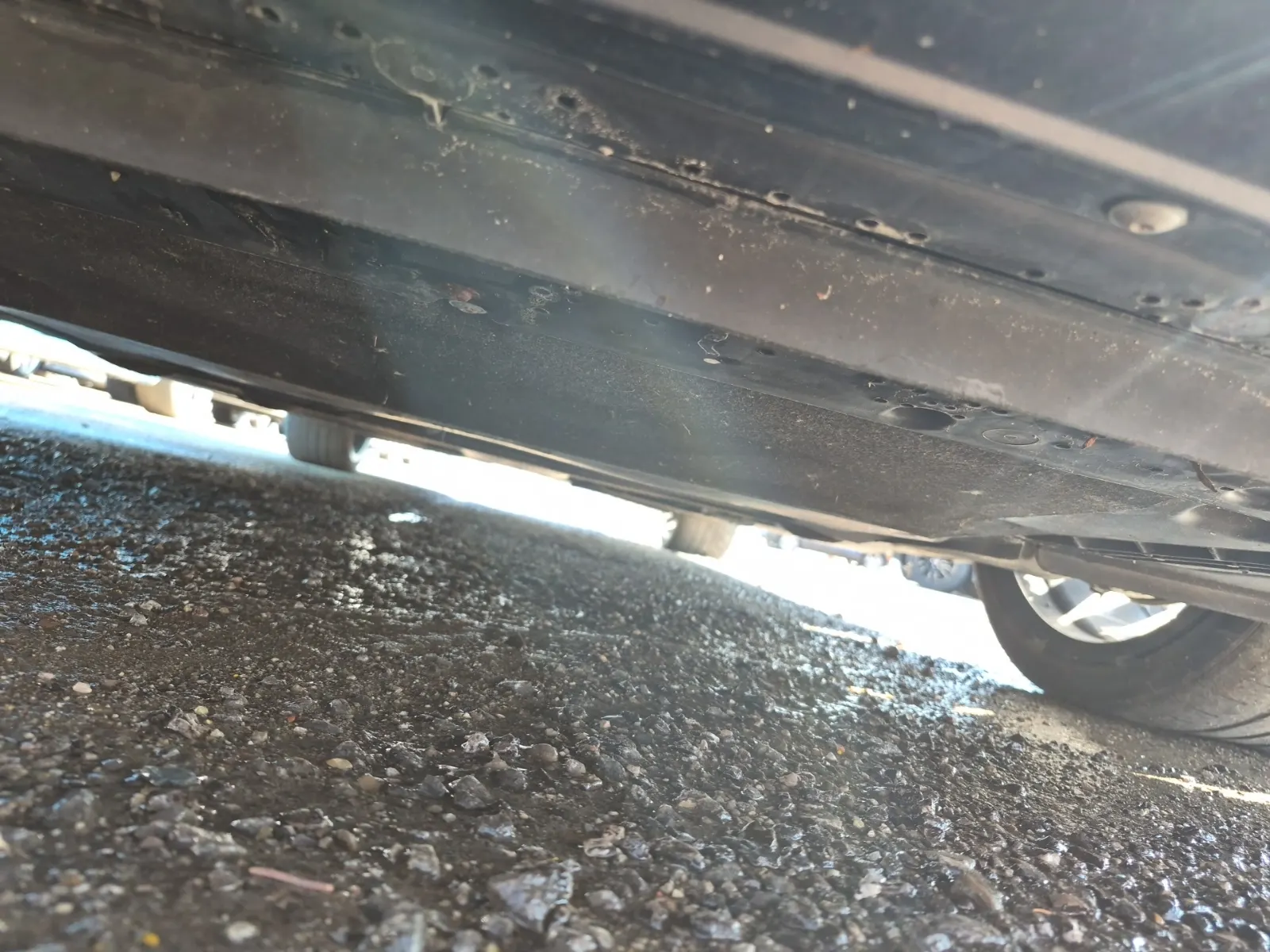 Undercarriage - Front Photo