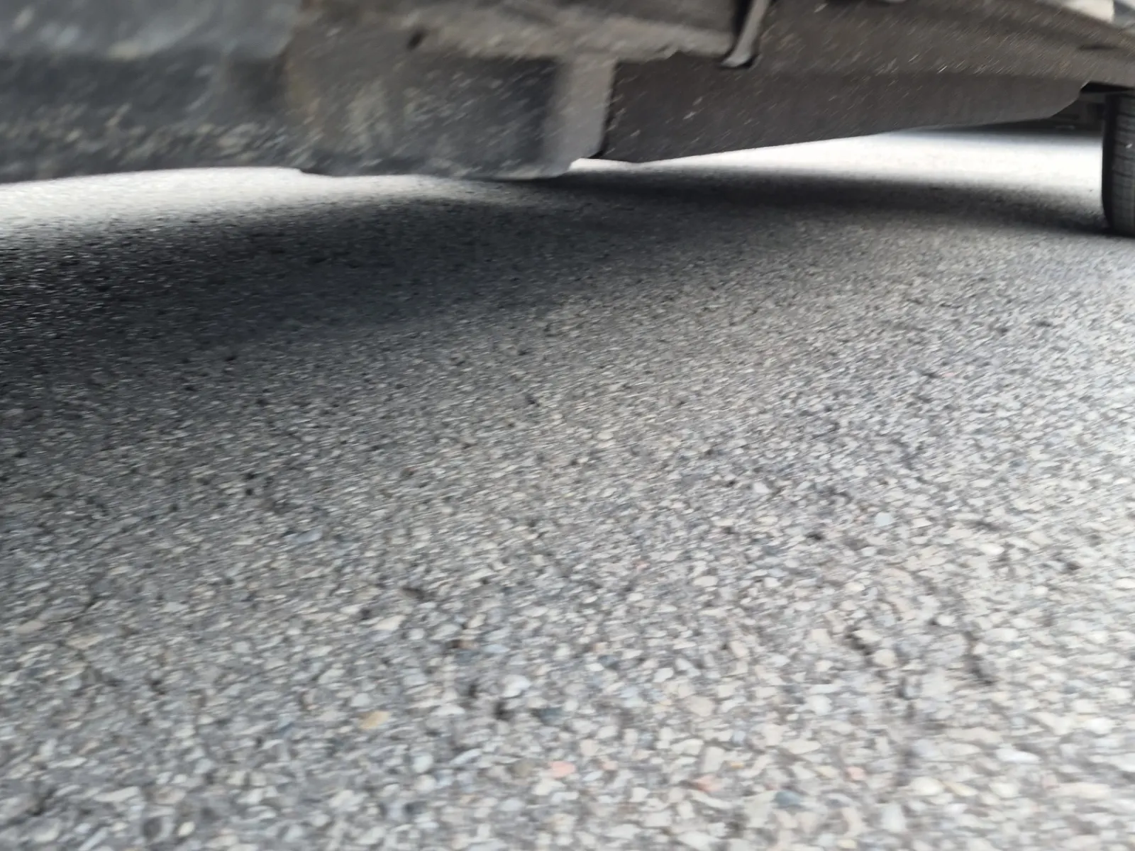 Undercarriage - Passenger Photo