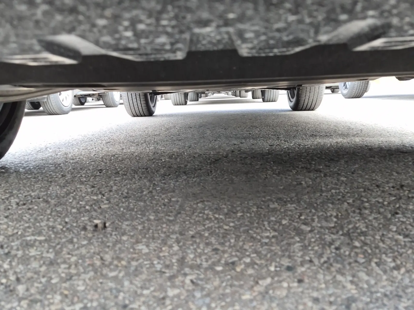 Undercarriage - Front Photo