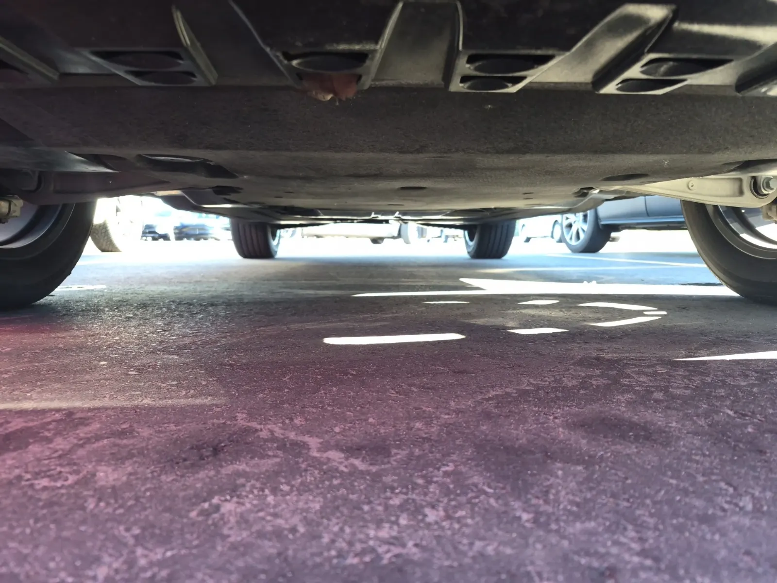 Undercarriage - Front Photo