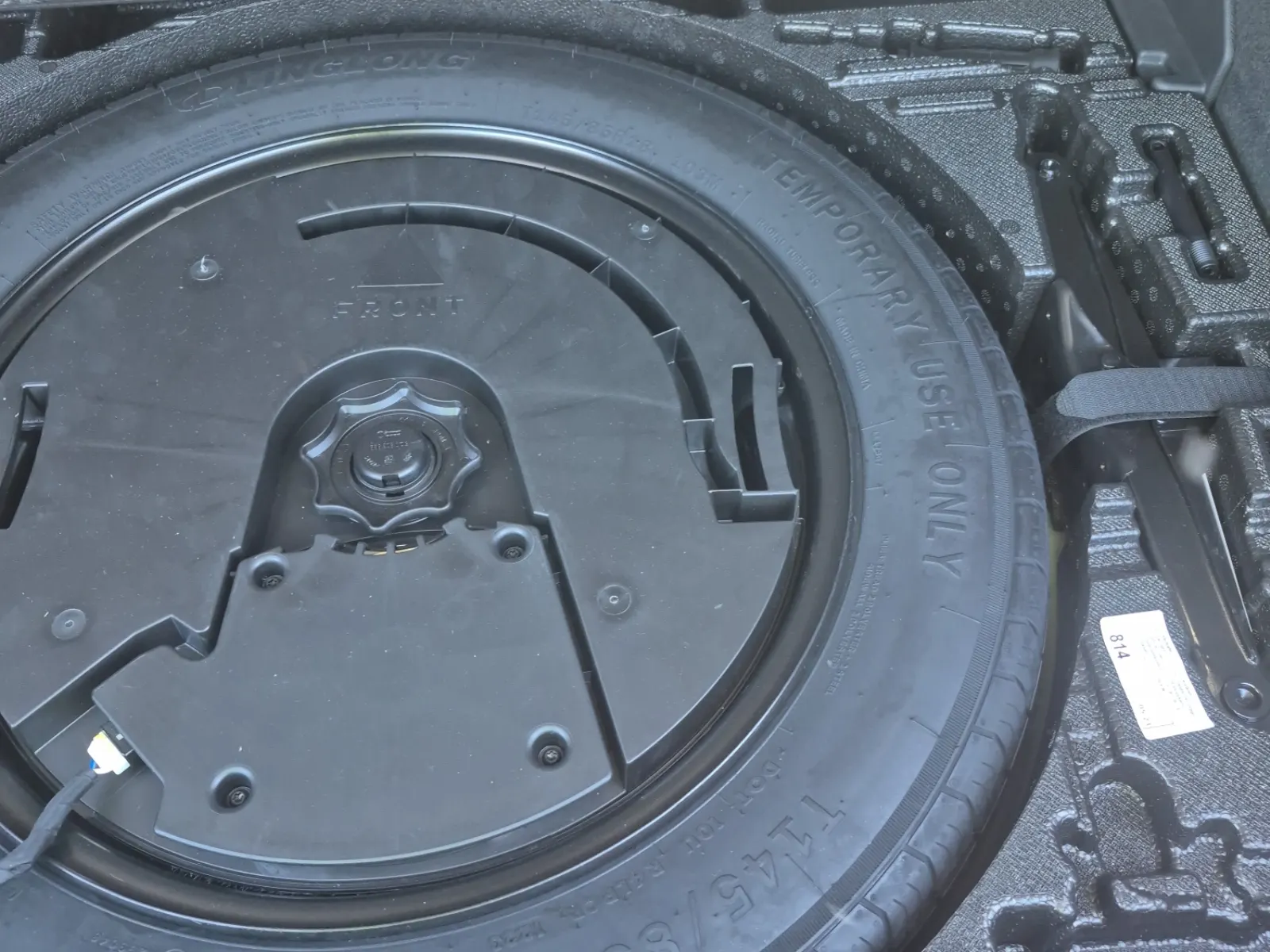 Spare Tire & Wheel Photo