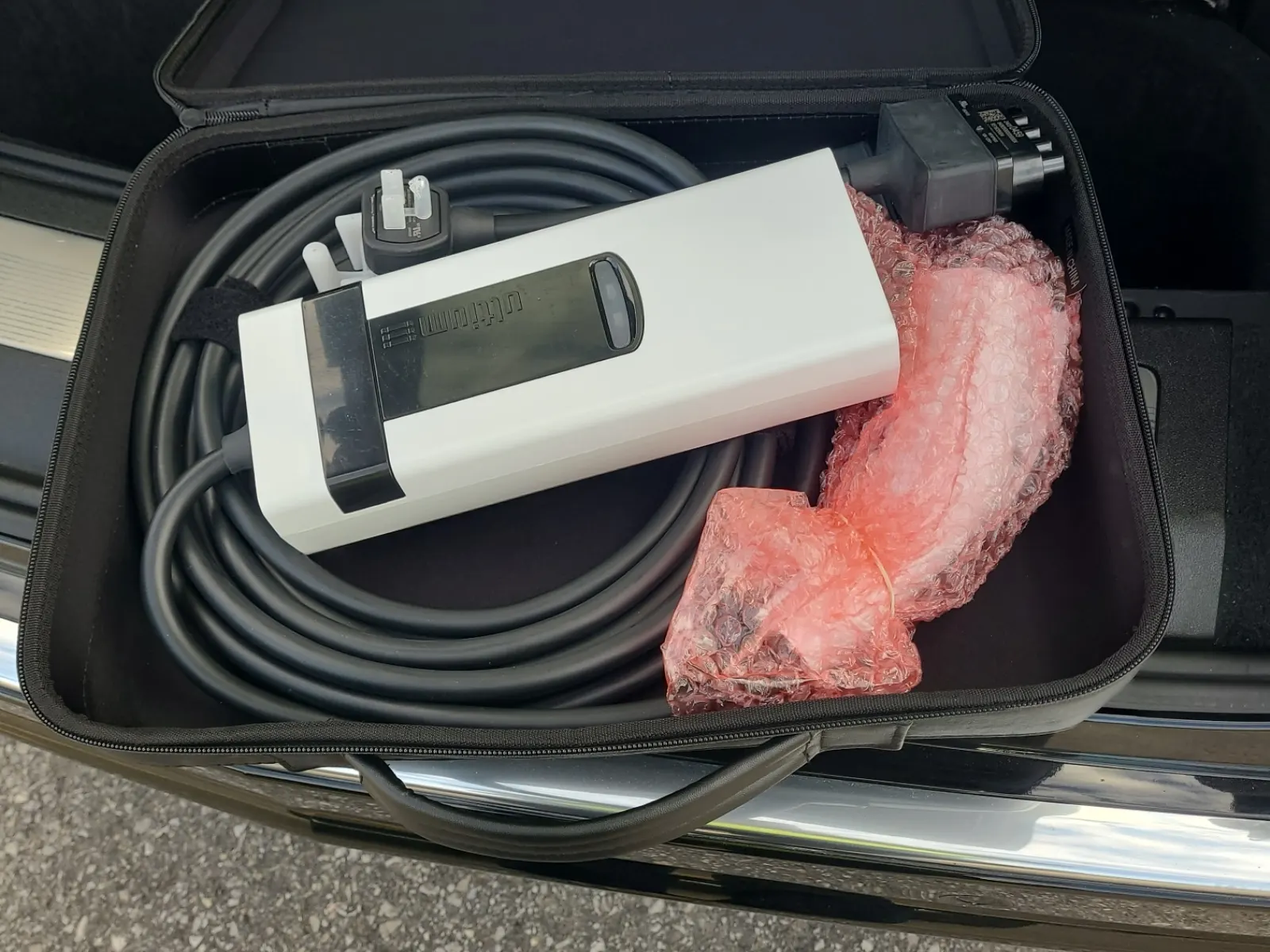 Charging Cable Photo
