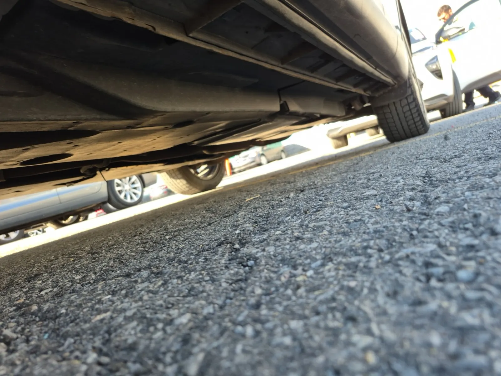 Undercarriage - Driver Photo