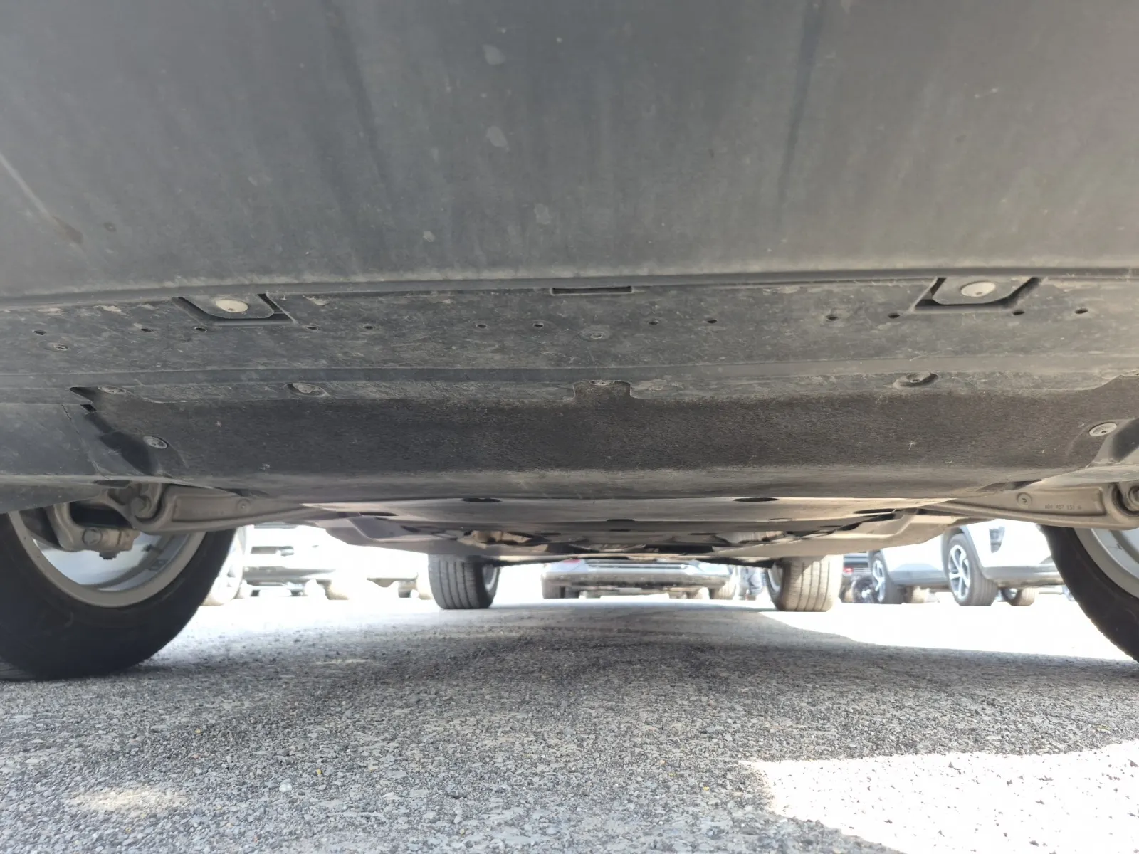Undercarriage - Front Photo