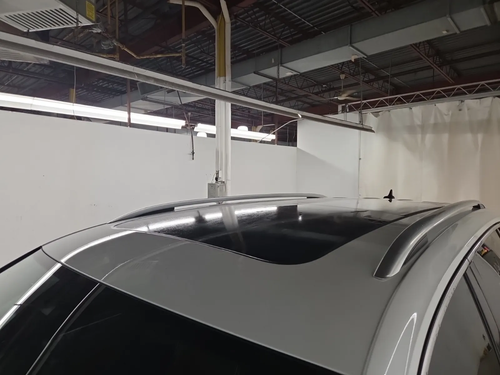 Exterior Roof Photo