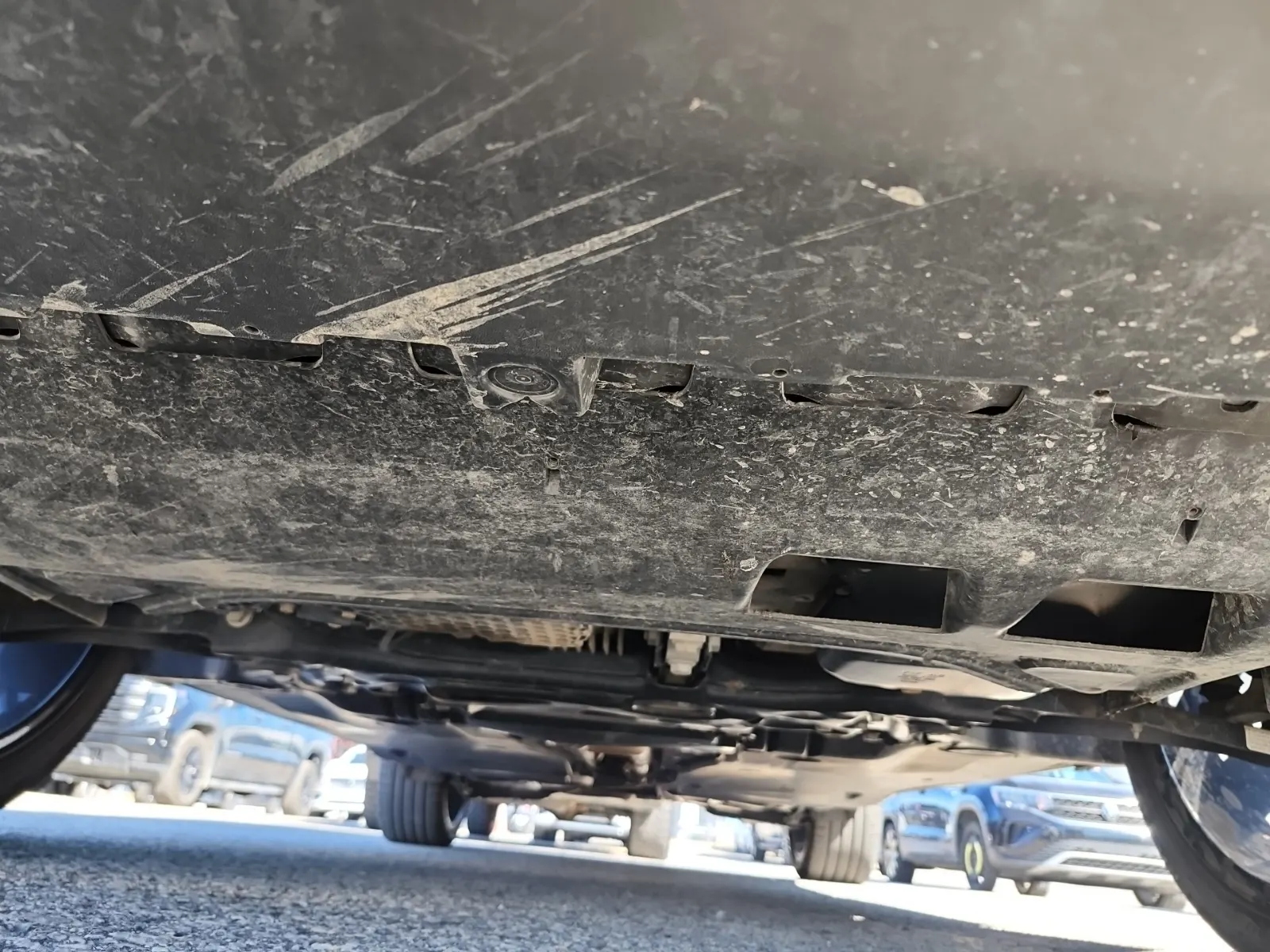 Undercarriage - Front Photo