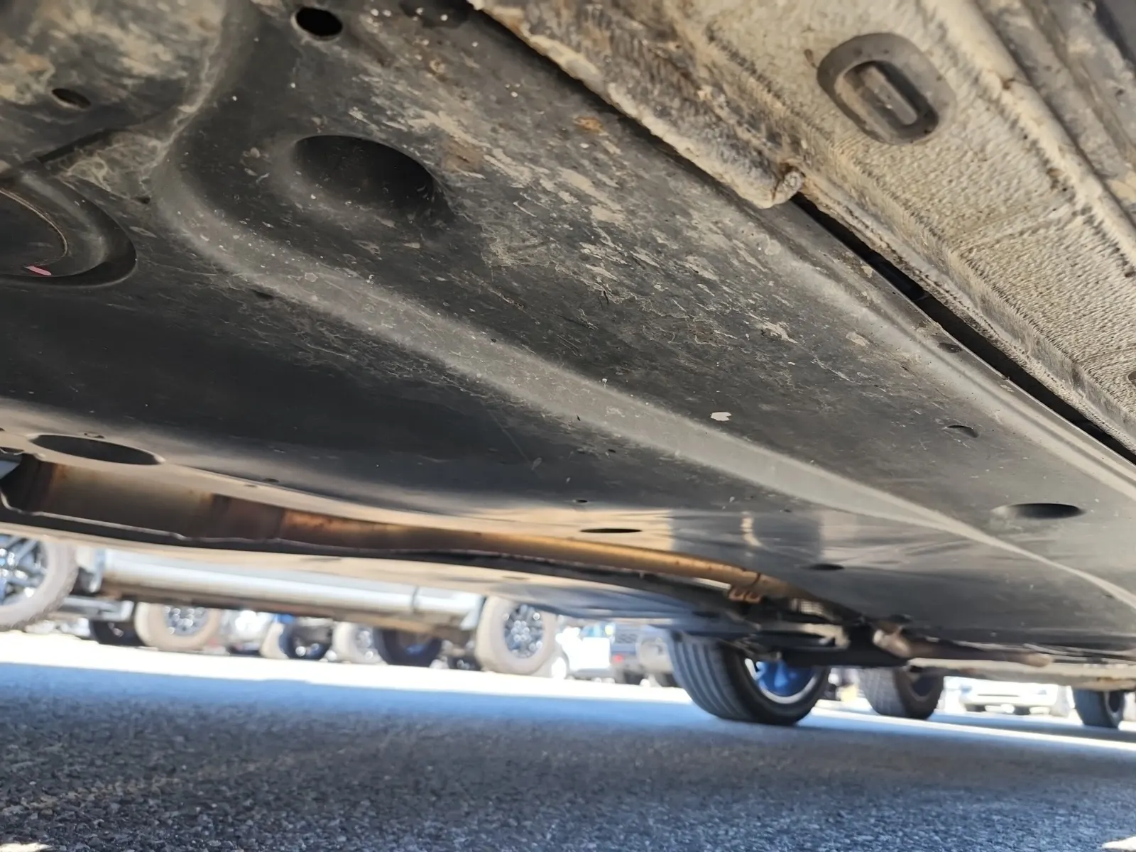 Undercarriage - Driver Photo