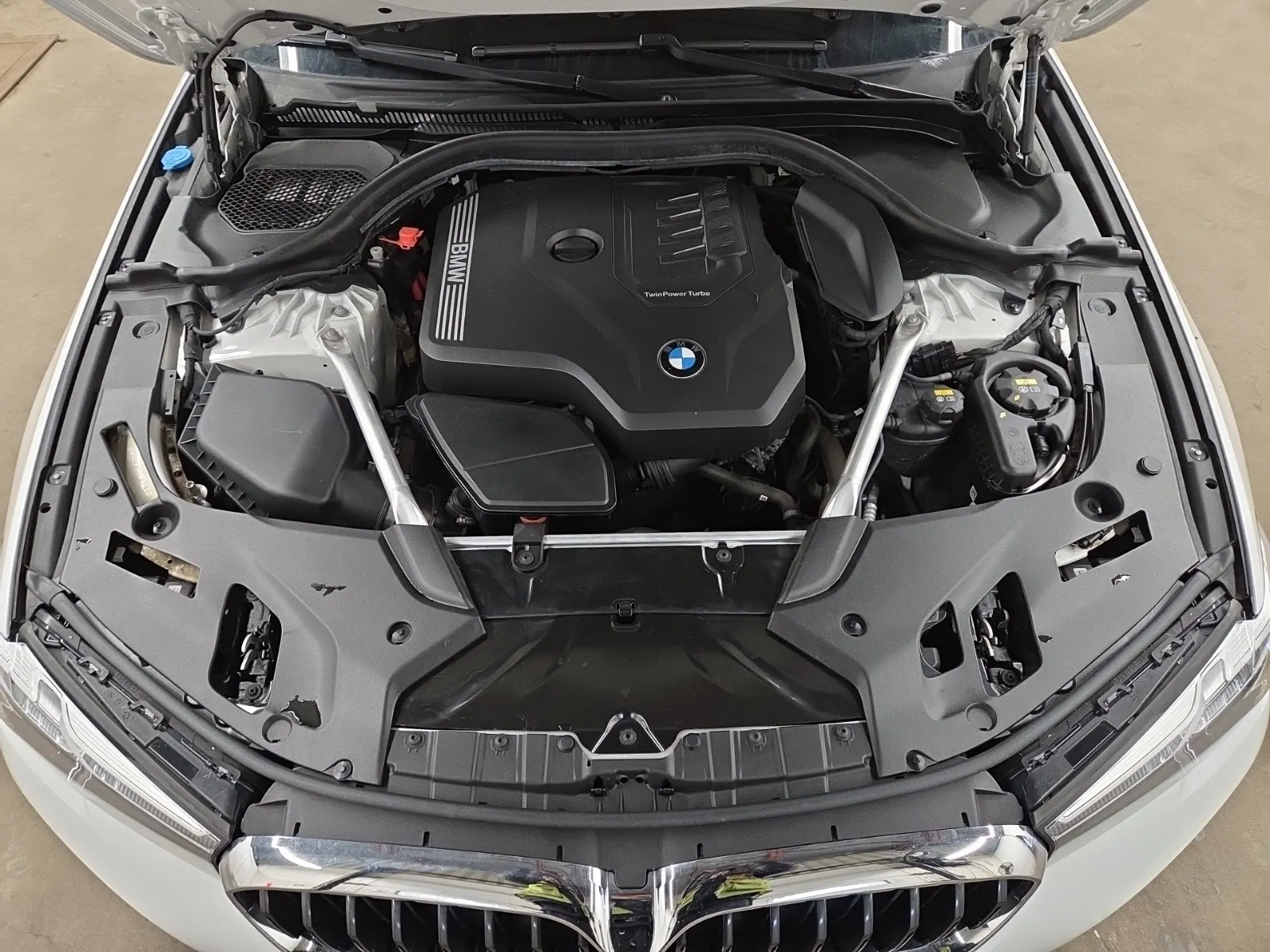 Engine Photo