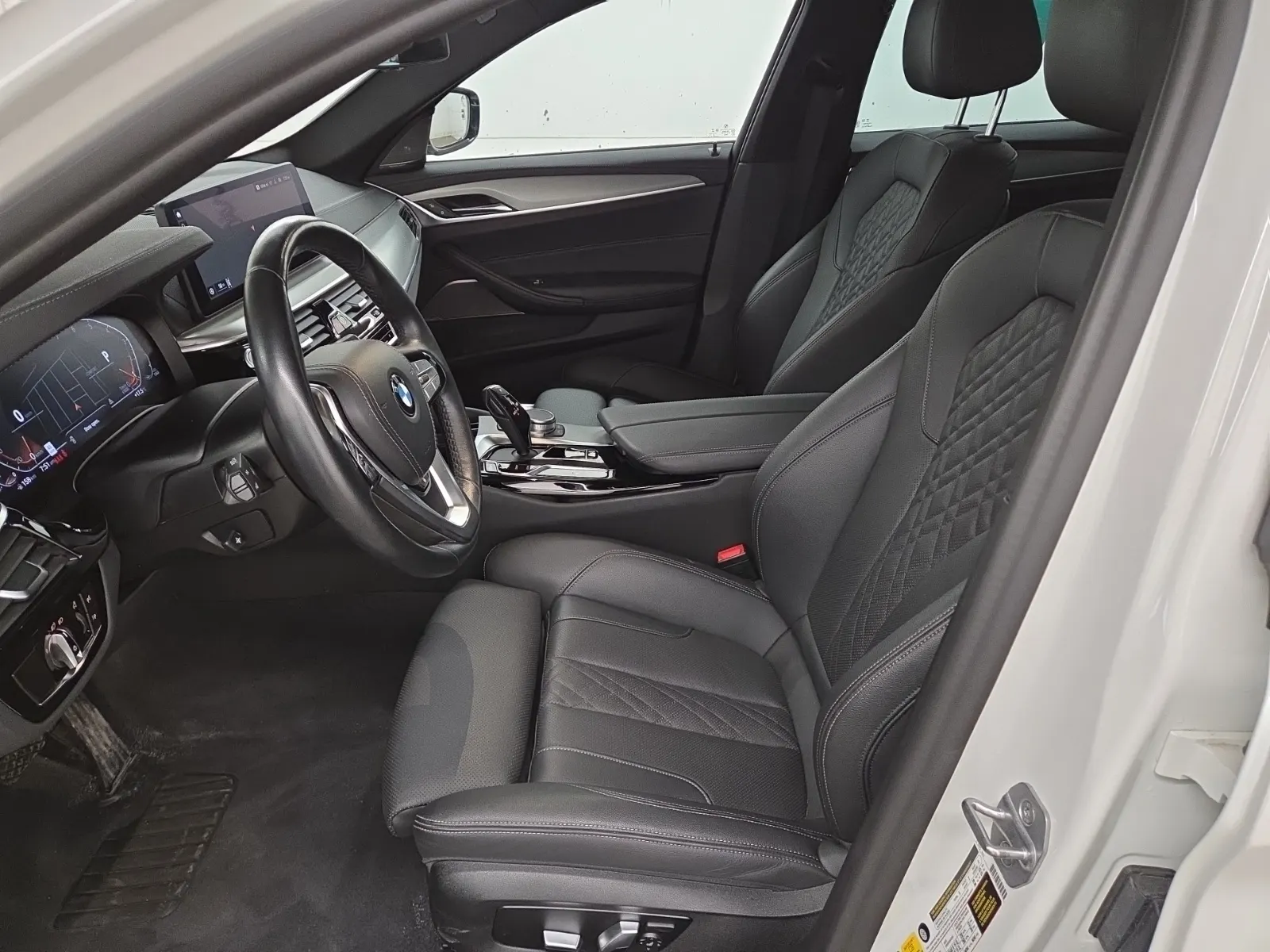 Front Interior Photo