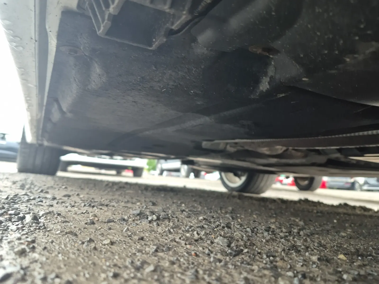 Undercarriage - Passenger Photo