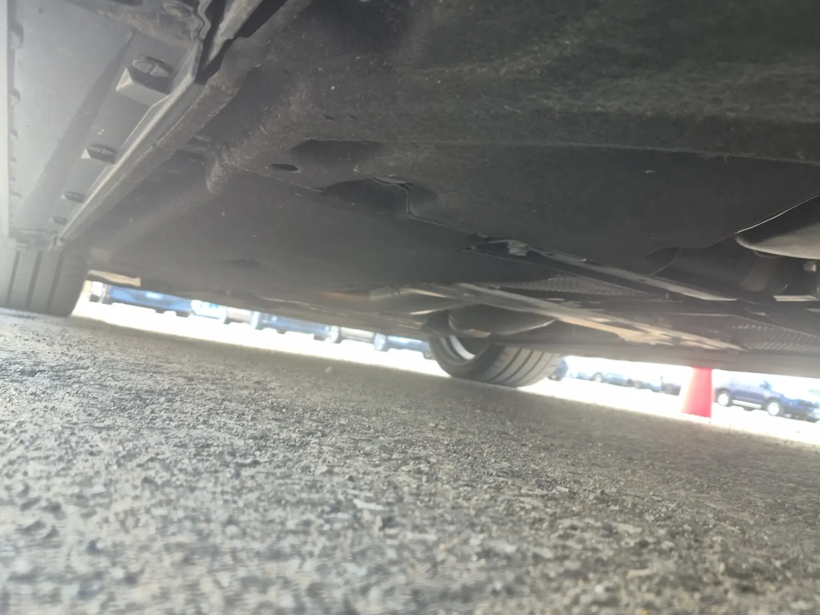 Undercarriage - Driver Photo