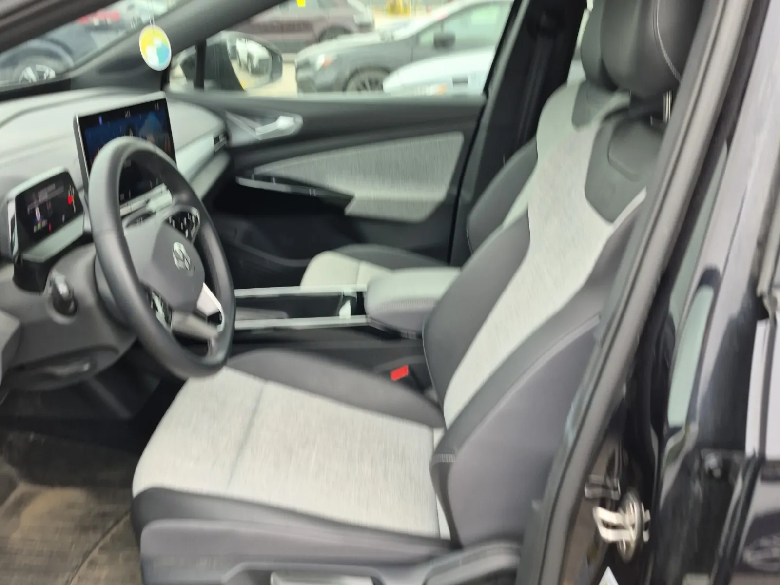 Front Interior Photo