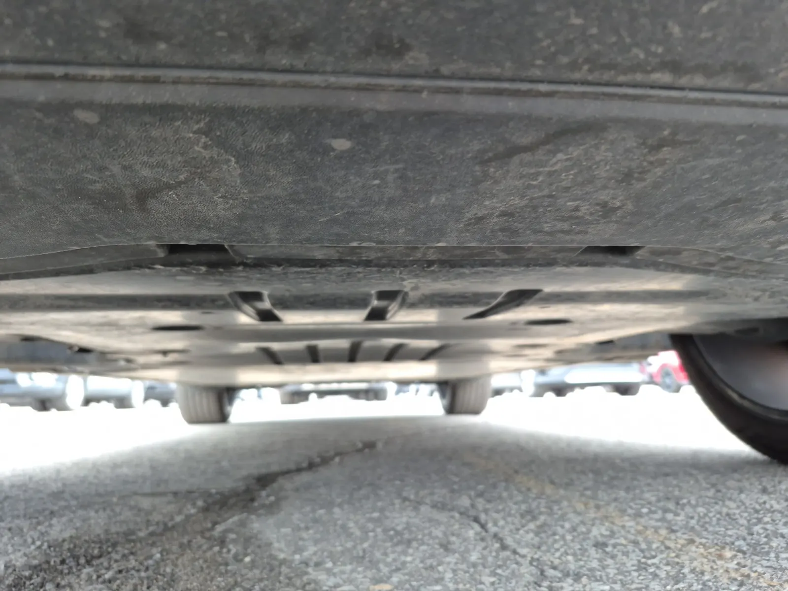 Undercarriage - Front Photo