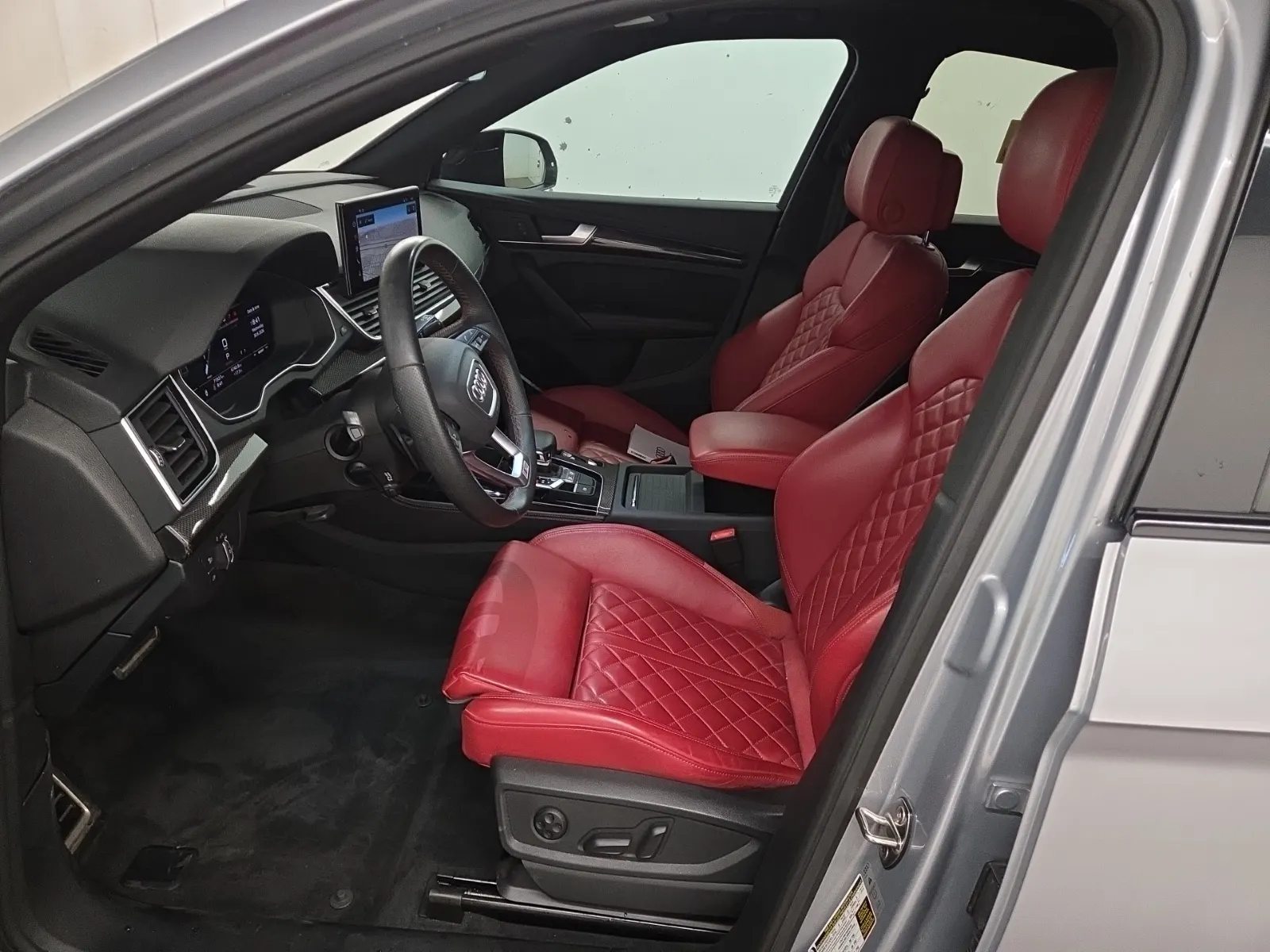 Front Interior Photo