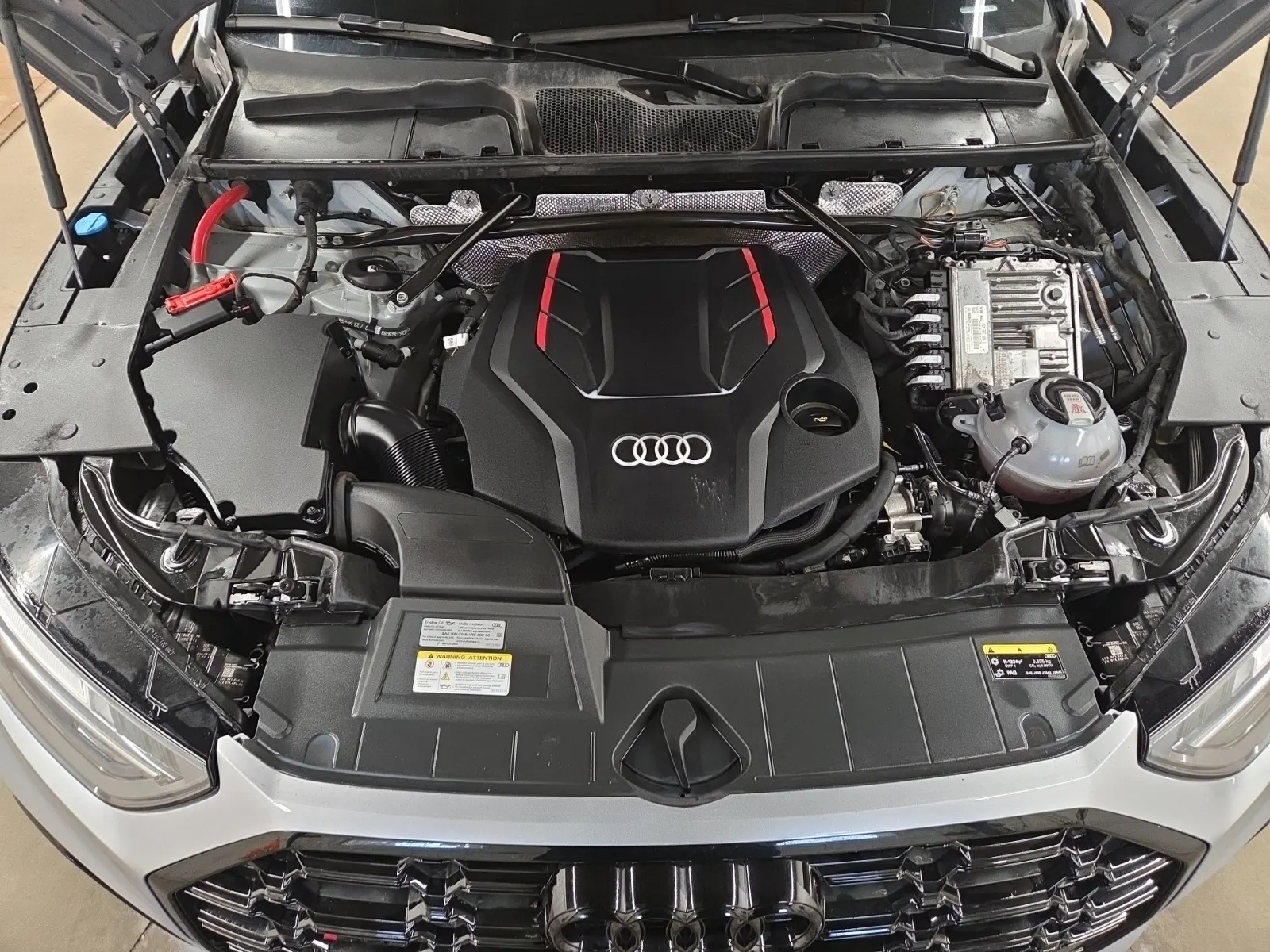 Engine Photo