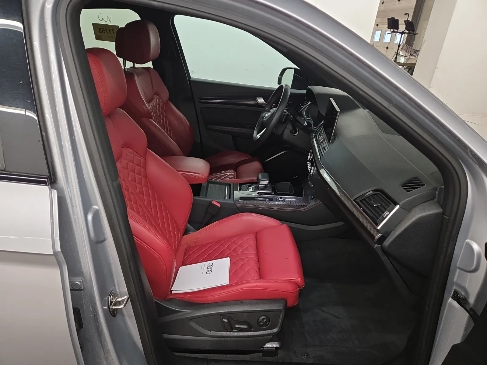 Right Side Interior Photo