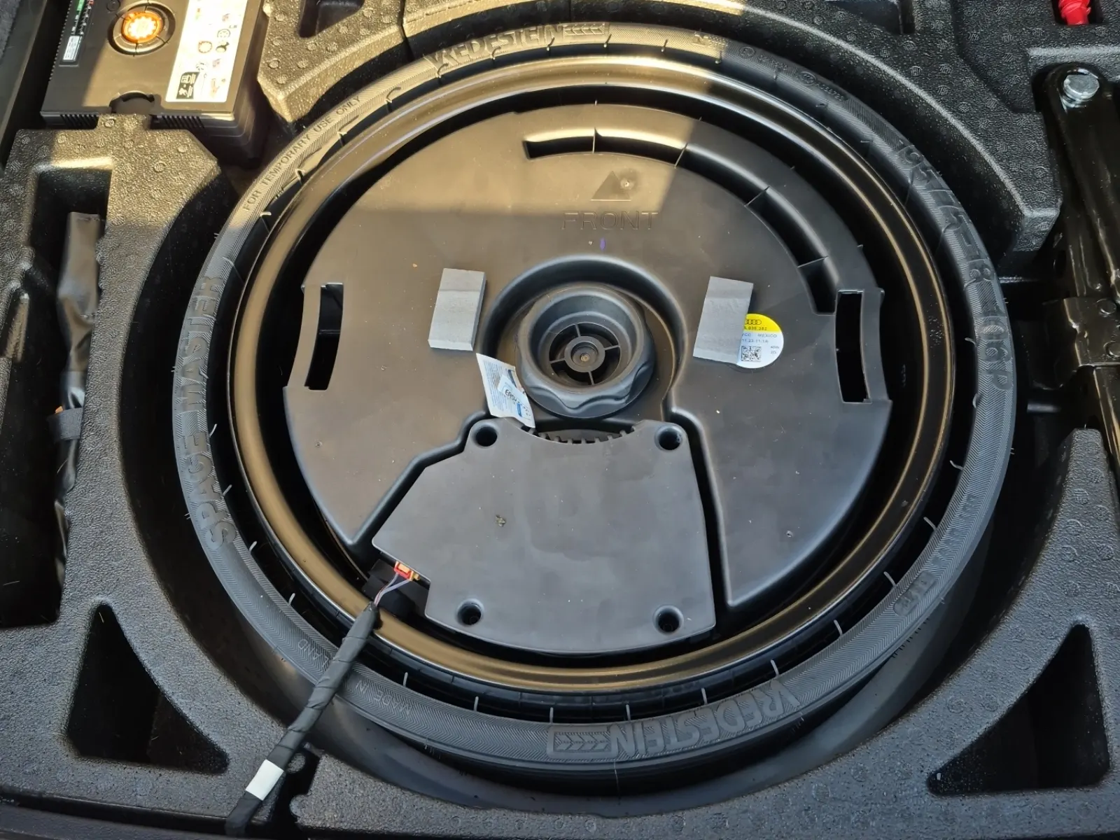 Spare Tire & Wheel Photo
