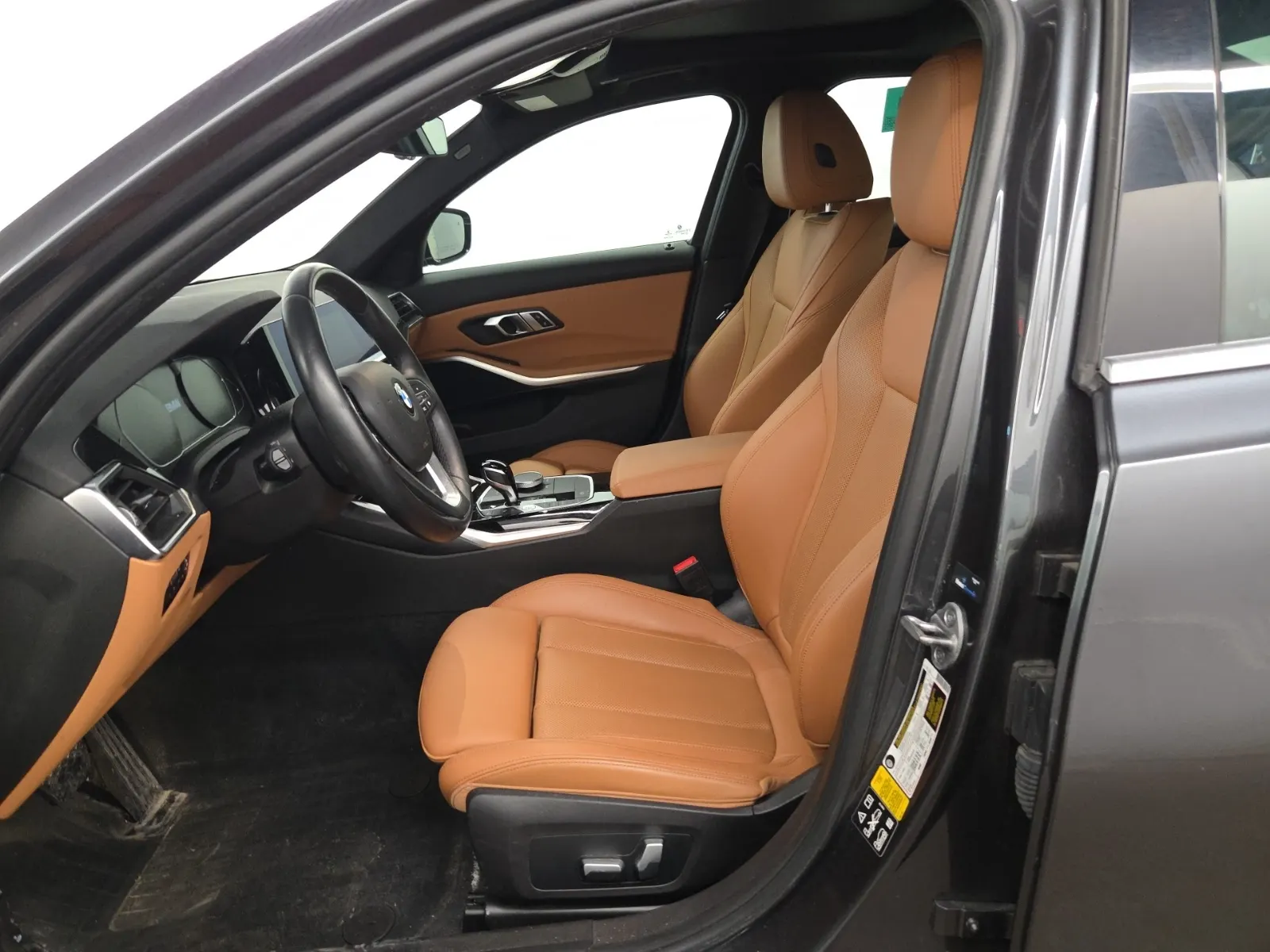 Front Interior Photo