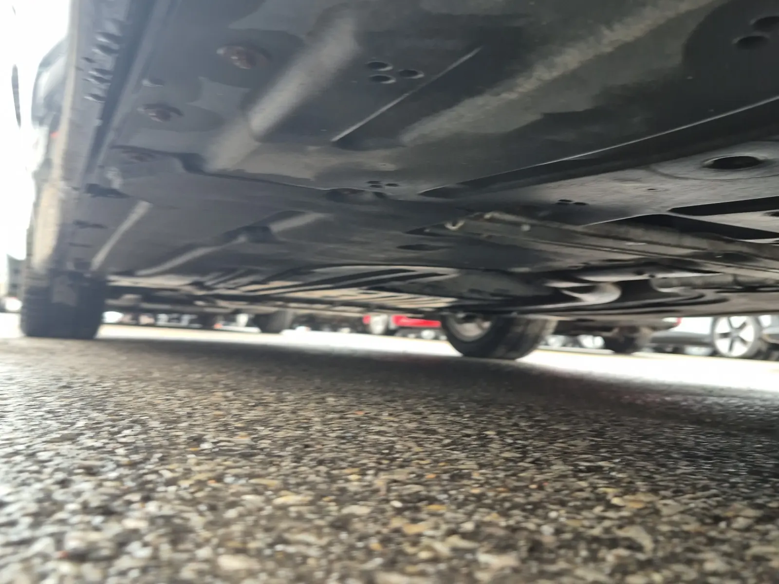Undercarriage - Driver Photo