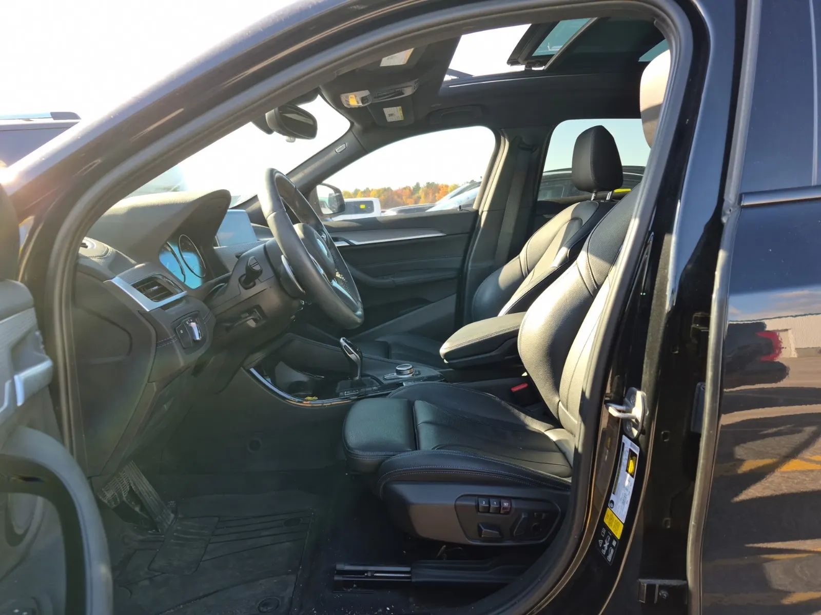 Front Interior Photo