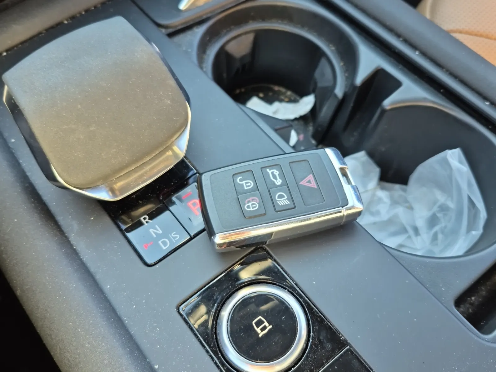 Keys/Fobs/Manual Photo