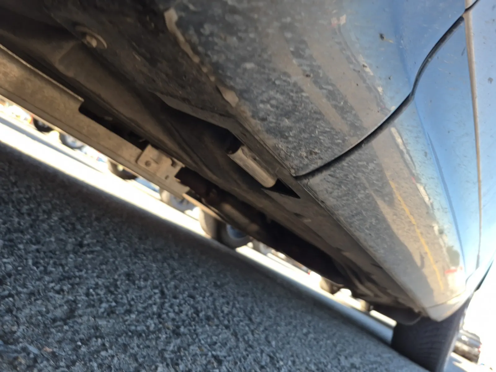 Undercarriage - Driver Photo