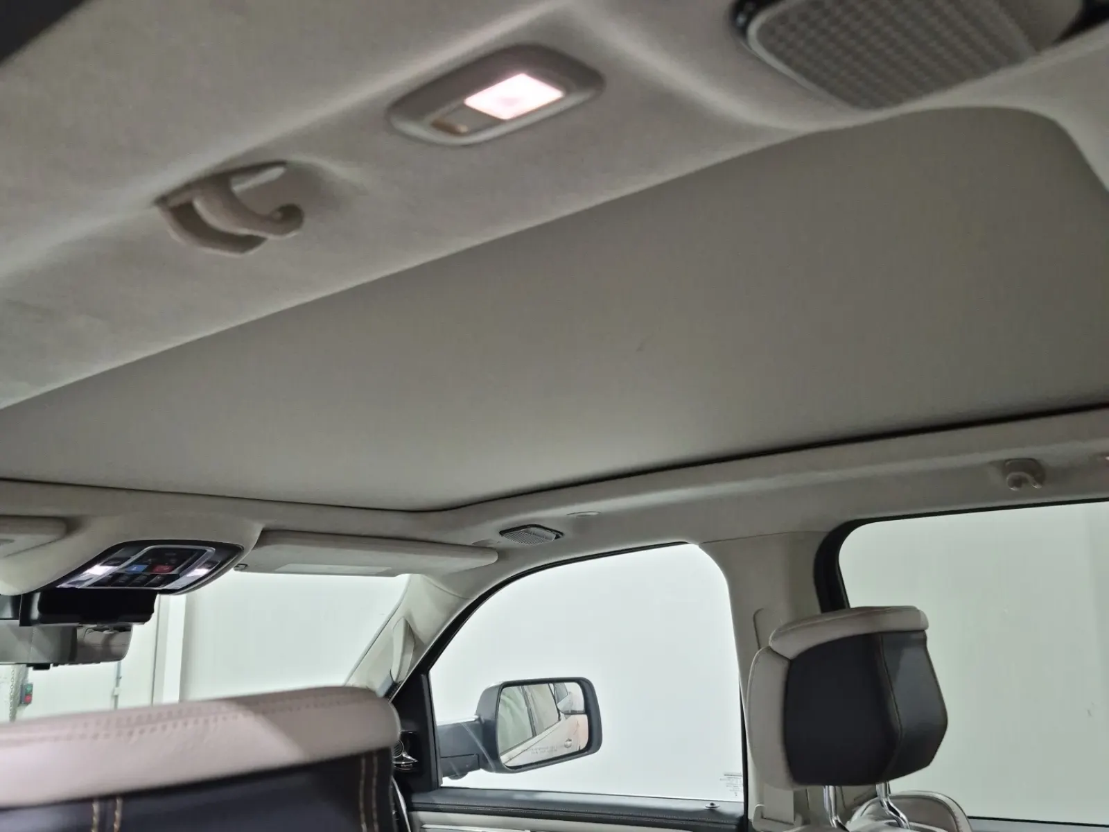 Interior Roof Photo