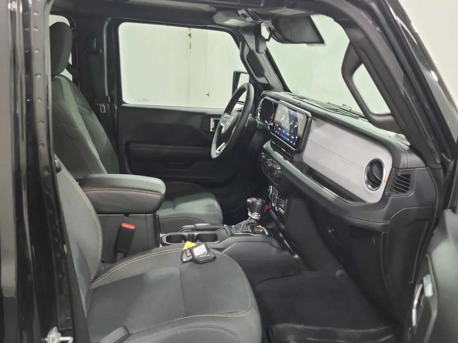 Right Side Interior Photo