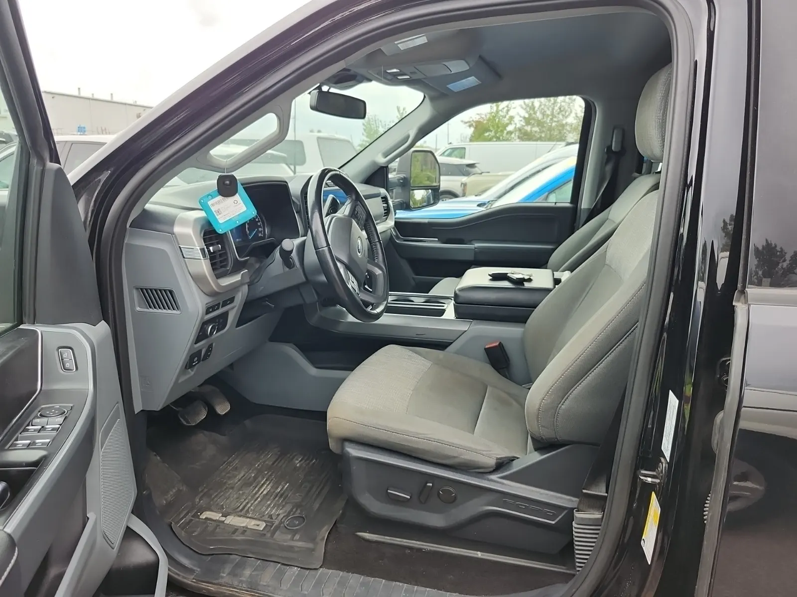 Front Interior Photo