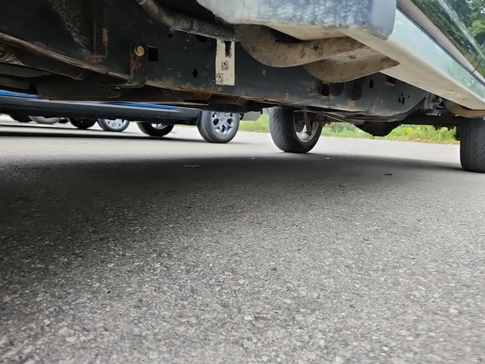 Undercarriage - Driver Photo
