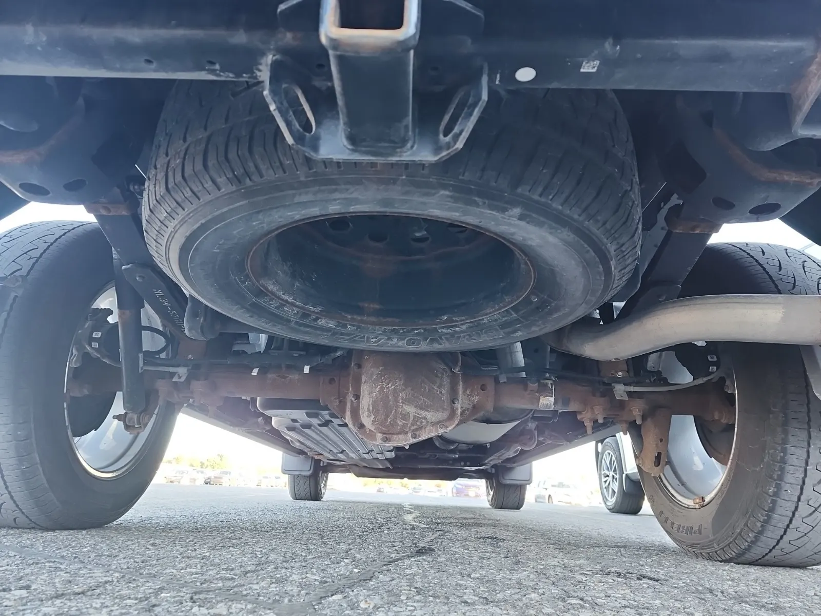 Undercarriage - Rear Photo