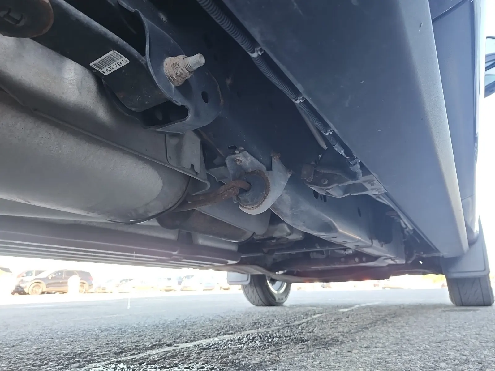Undercarriage - Passenger Photo