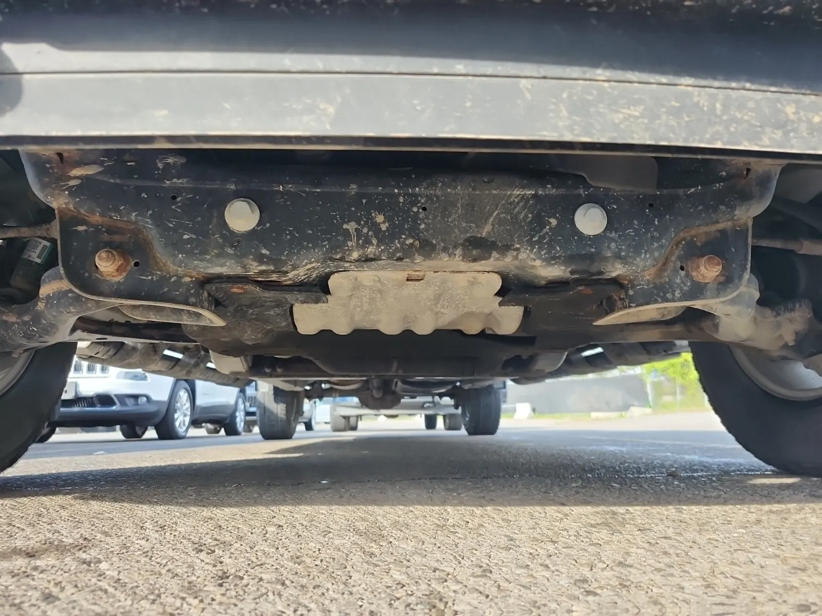 Undercarriage - Front Photo