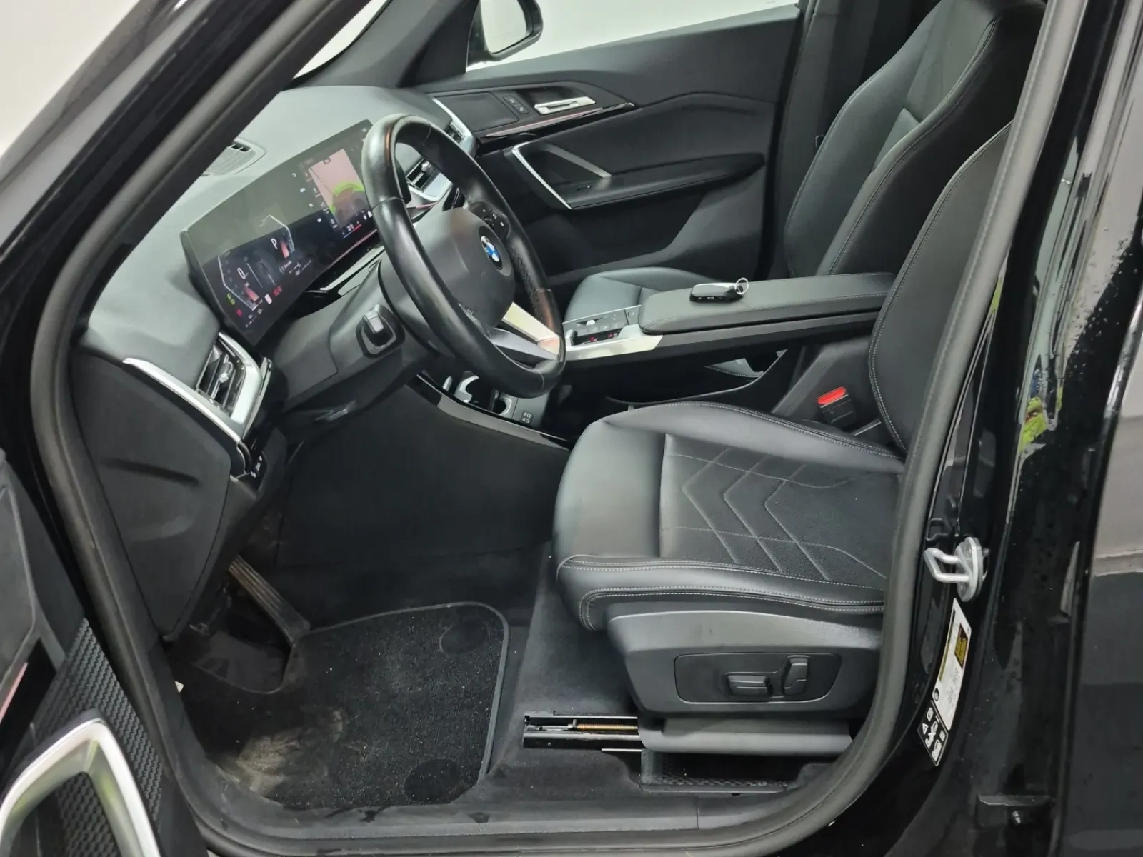 Front Interior Photo
