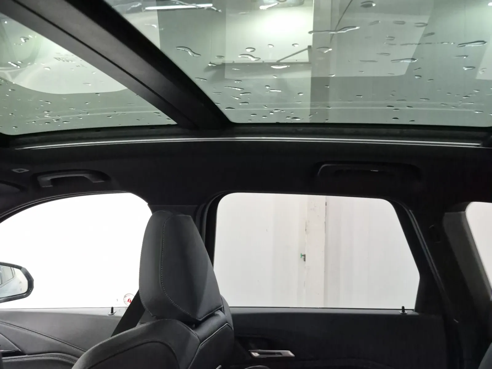 Interior Roof Photo