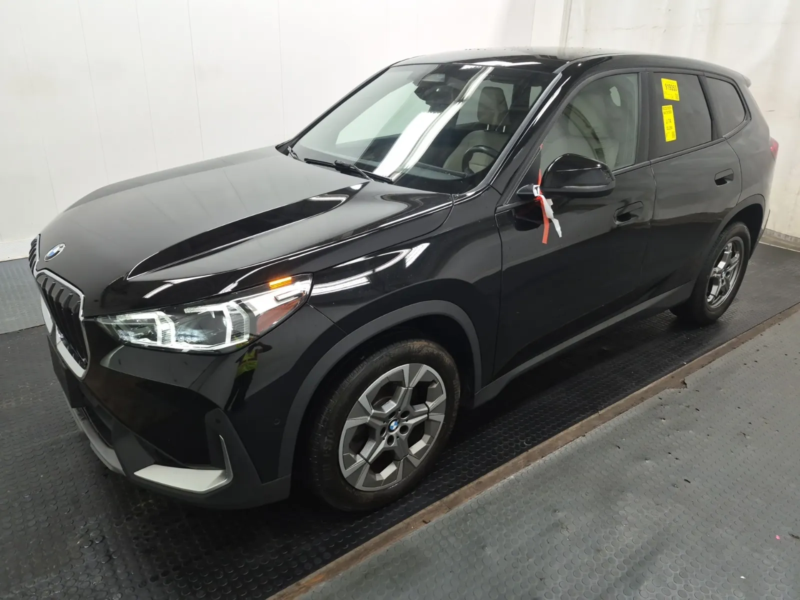 2023 BMW X1