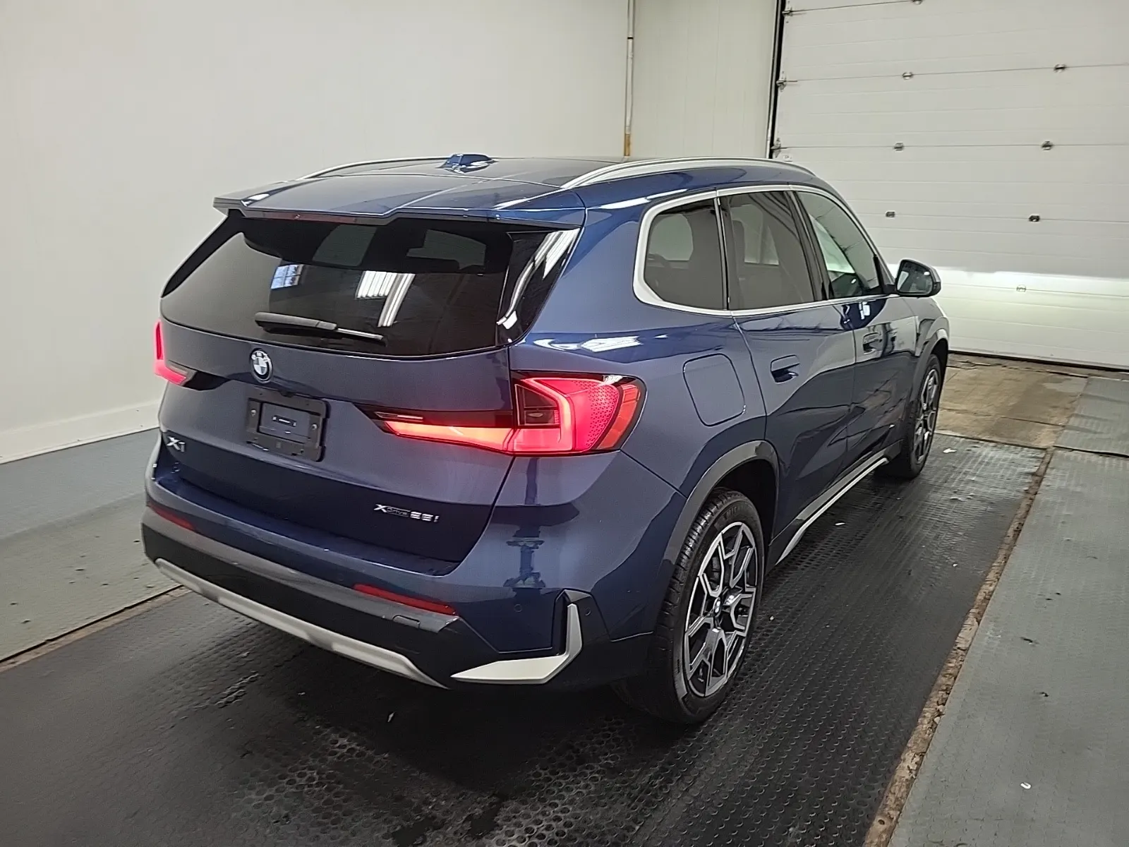 Passenger Rear 3/4 Photo