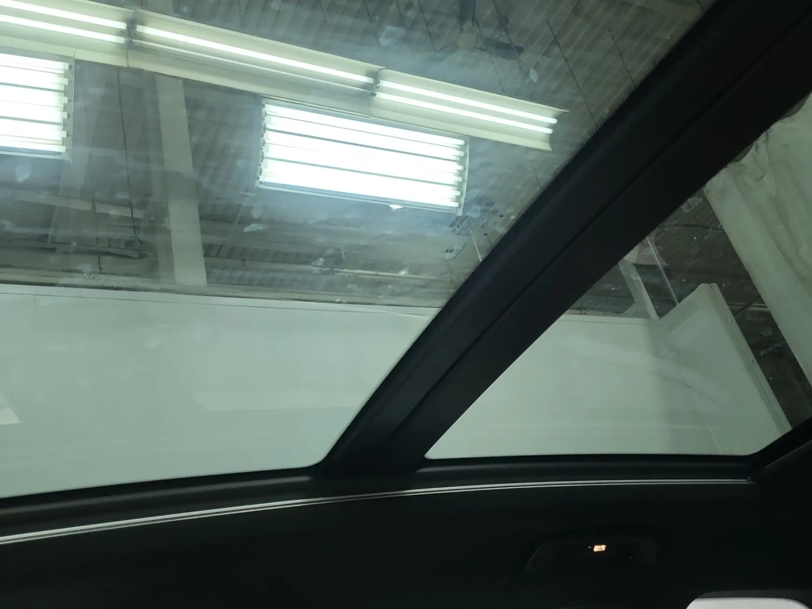 Interior Roof Photo