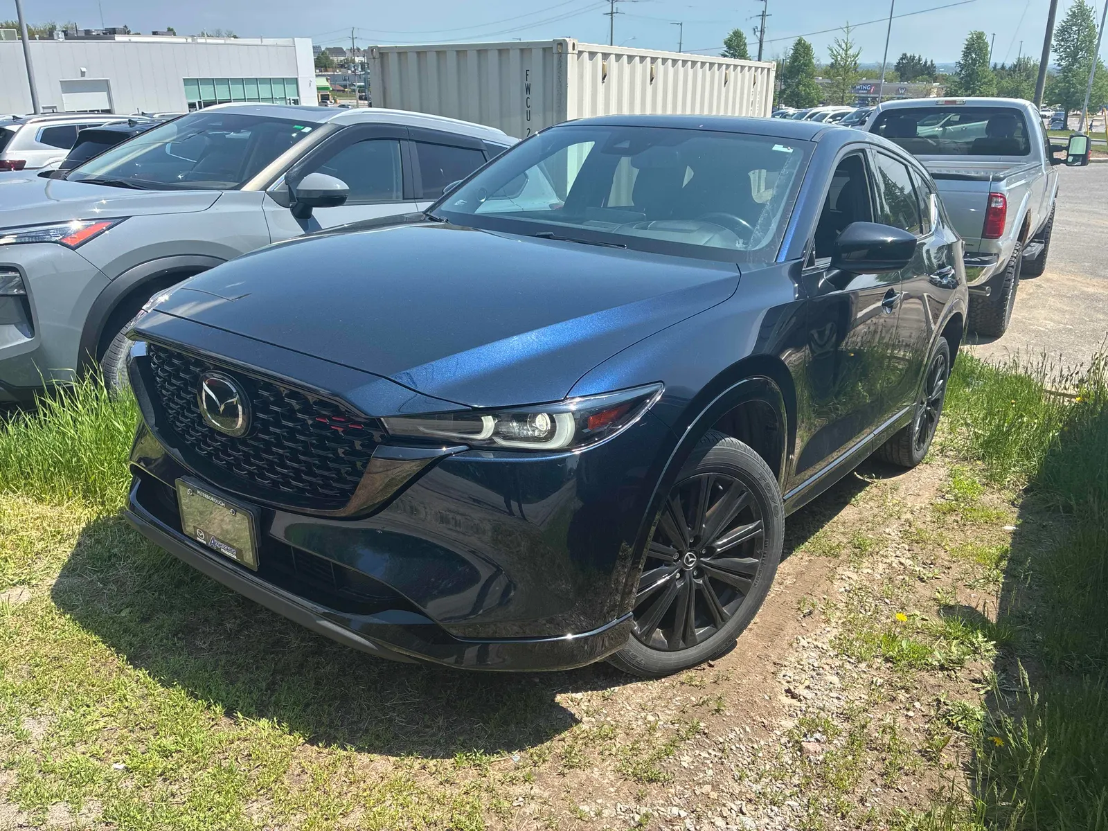 3/4 Front (Main image)