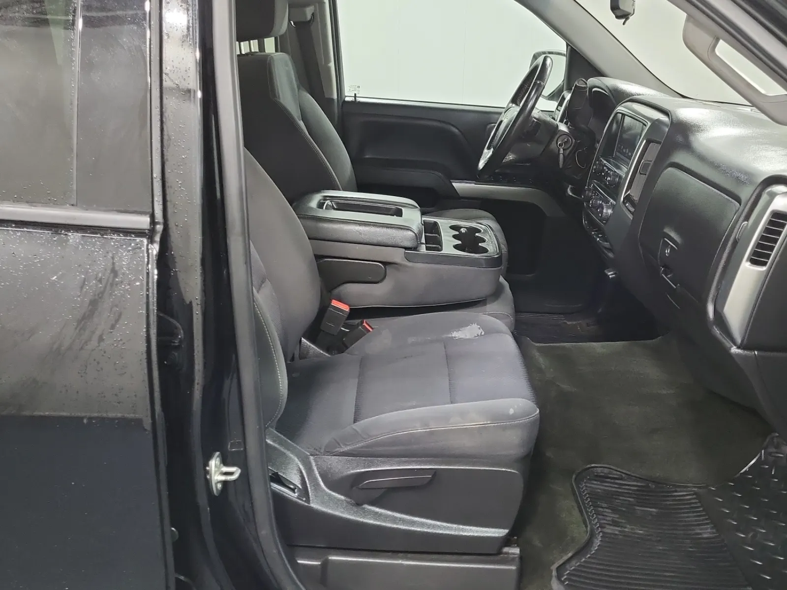 Right Side Interior Photo
