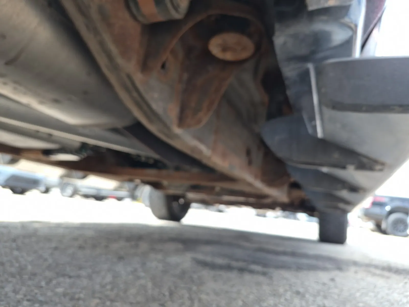 Undercarriage - Passenger Photo
