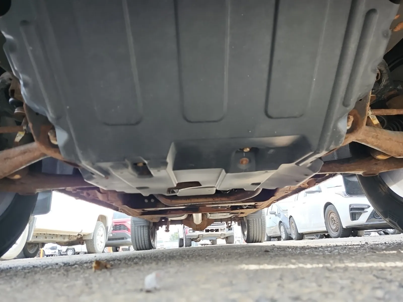Undercarriage - Front Photo