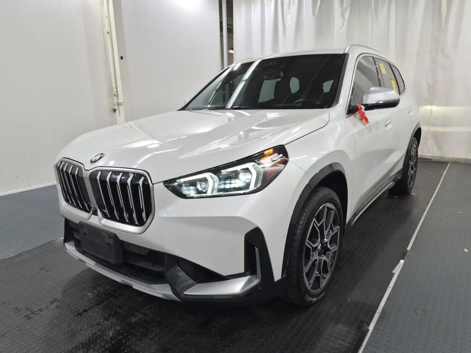 2023 BMW X1