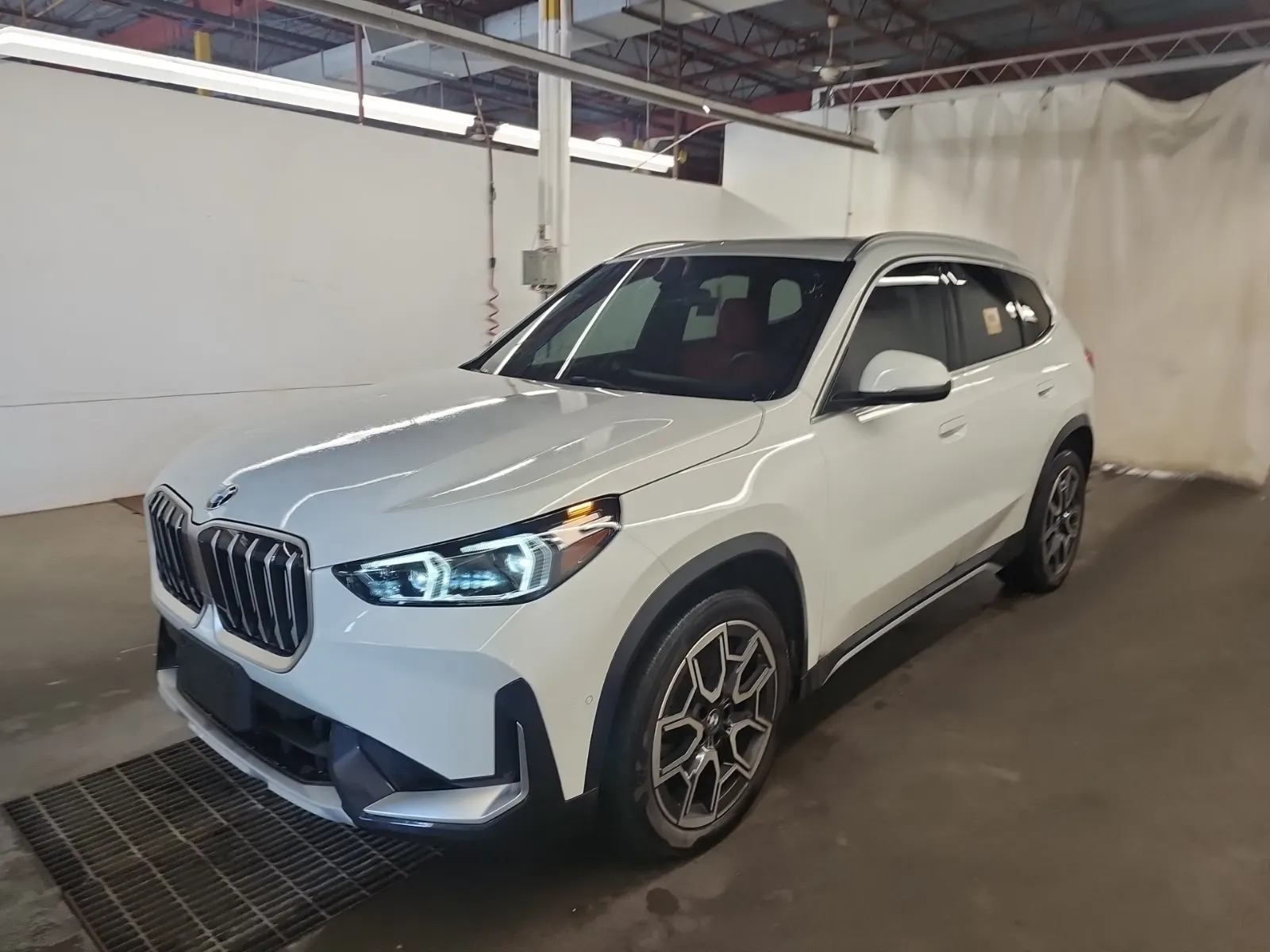 2025 BMW X1