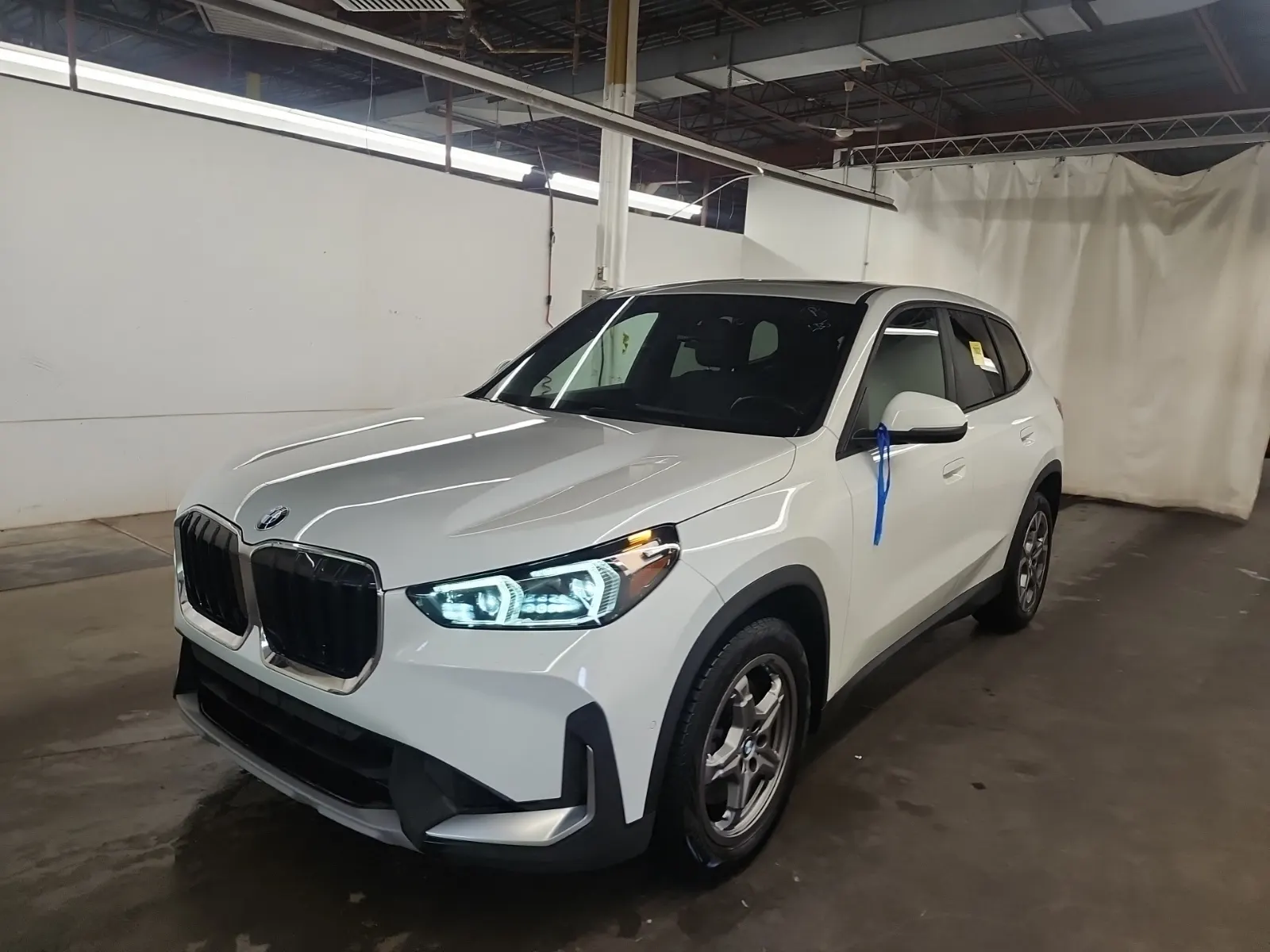 2023 BMW X1