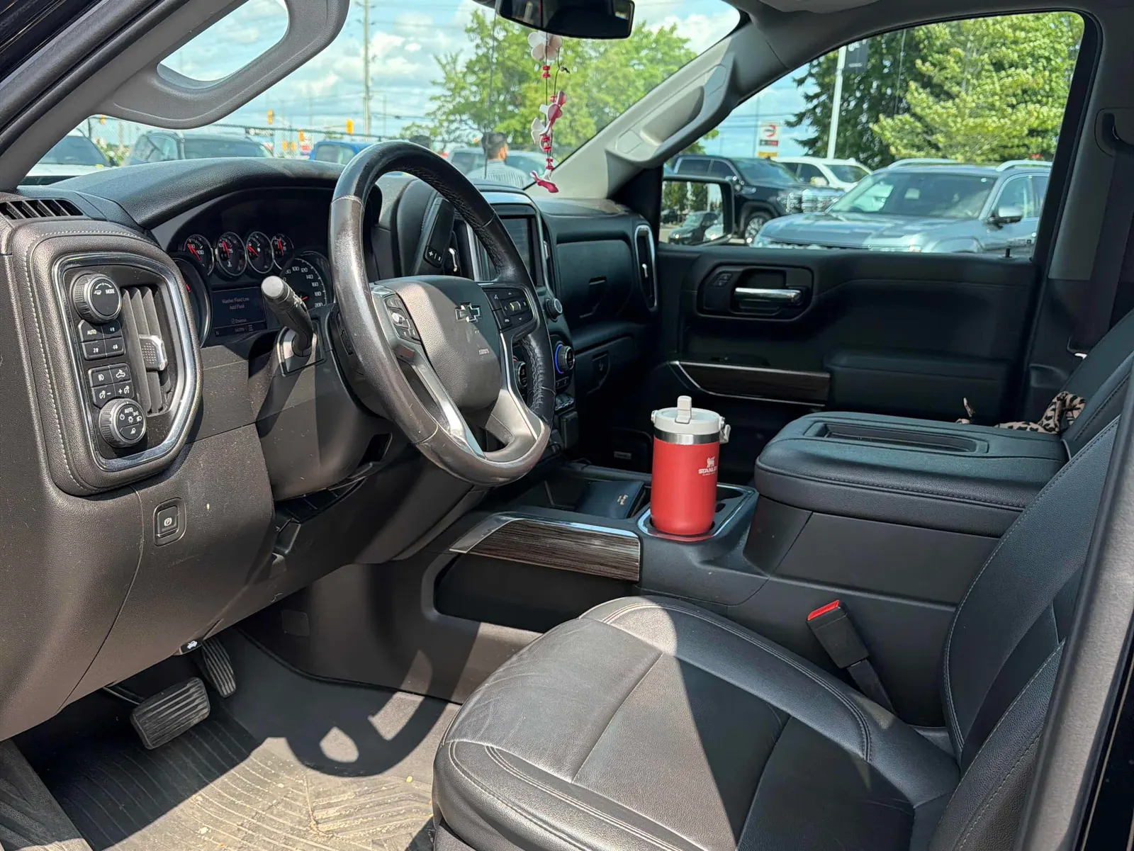 Interior driver side