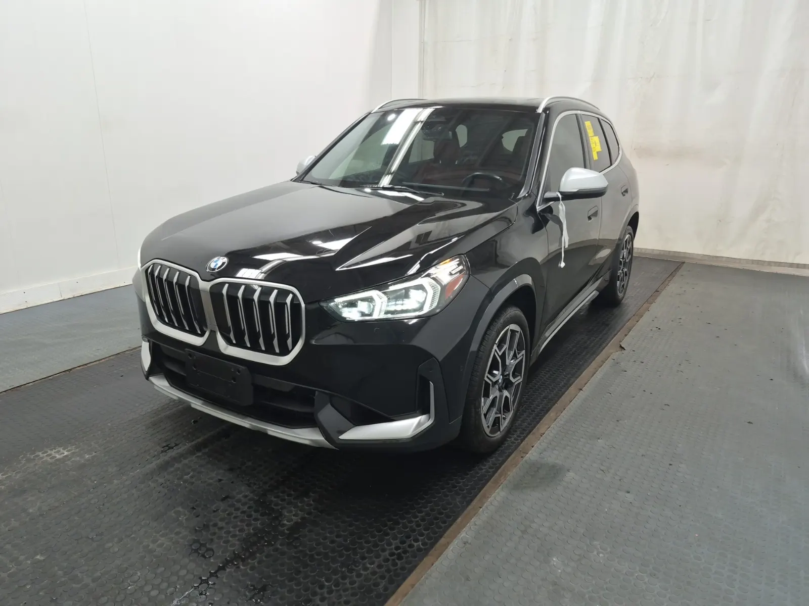 2023 BMW X1